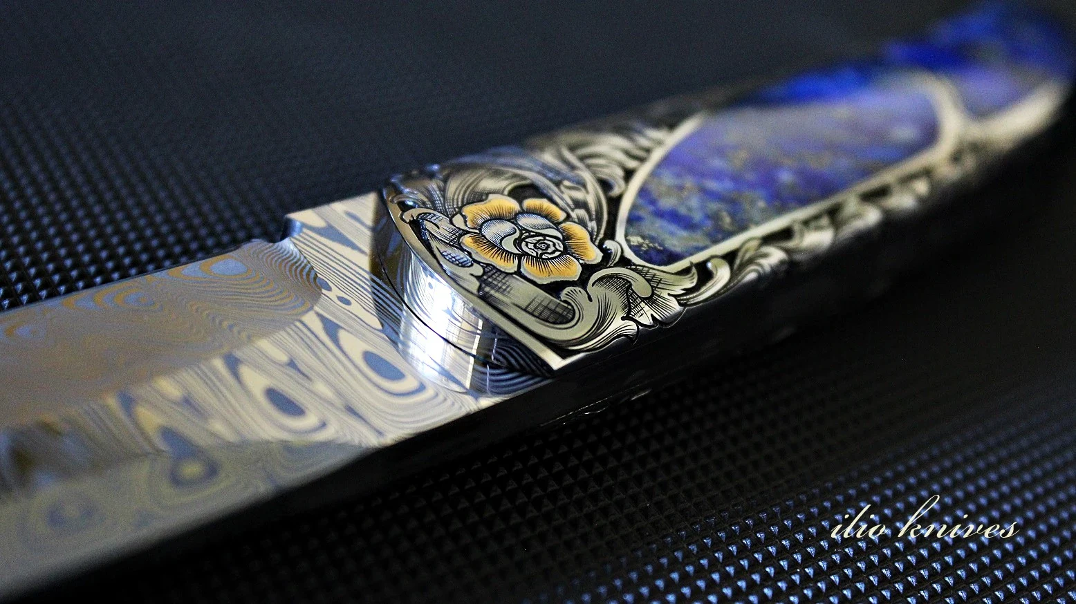 Damasteel,lazurite gemstone,engraving,gold 24k.